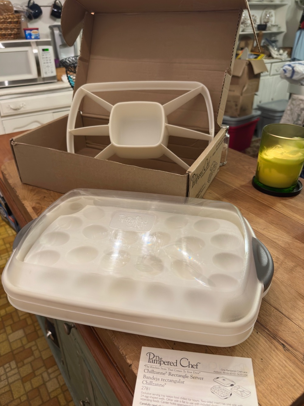 Pampered Chef: Deviled Egg And Veggie Server Tray with a lid - Picture 2 of 7